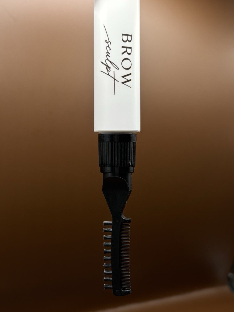 Brow Sculpt dual comb and brush