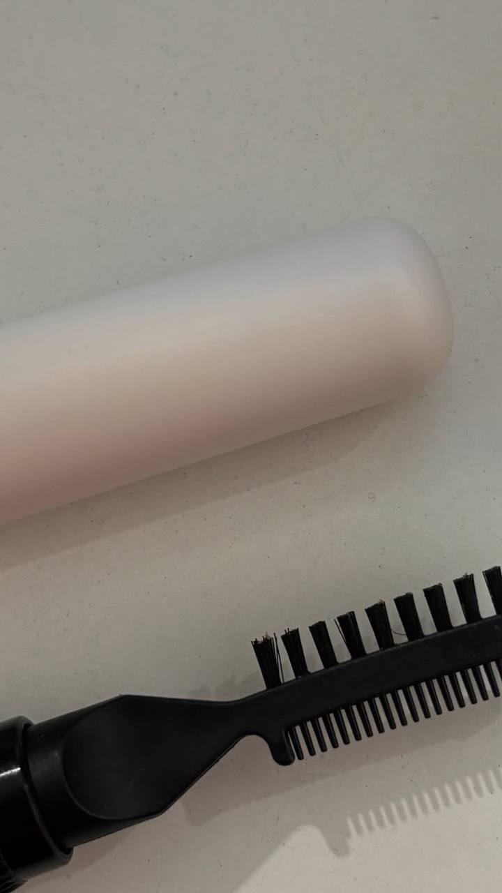 Brow Sculpt applicator and dual styling brush